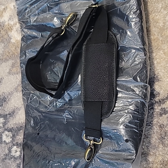 Large tote - Picture 4 of 4